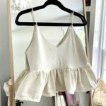 Read more about the article How to Alter a Tank Top To Make it New and Fresh