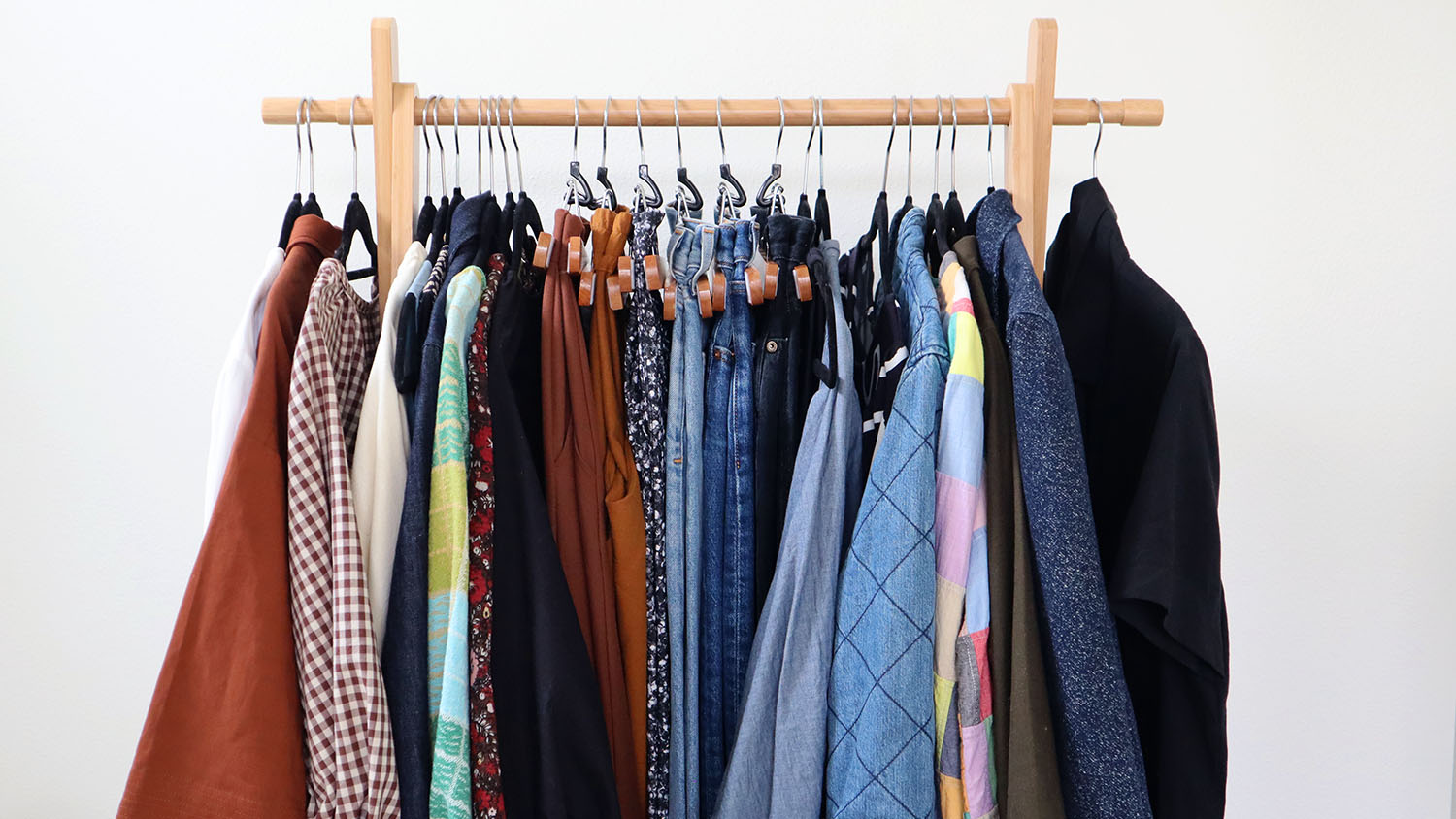 You are currently viewing What’s in my Colorful Spring Capsule Wardrobe?