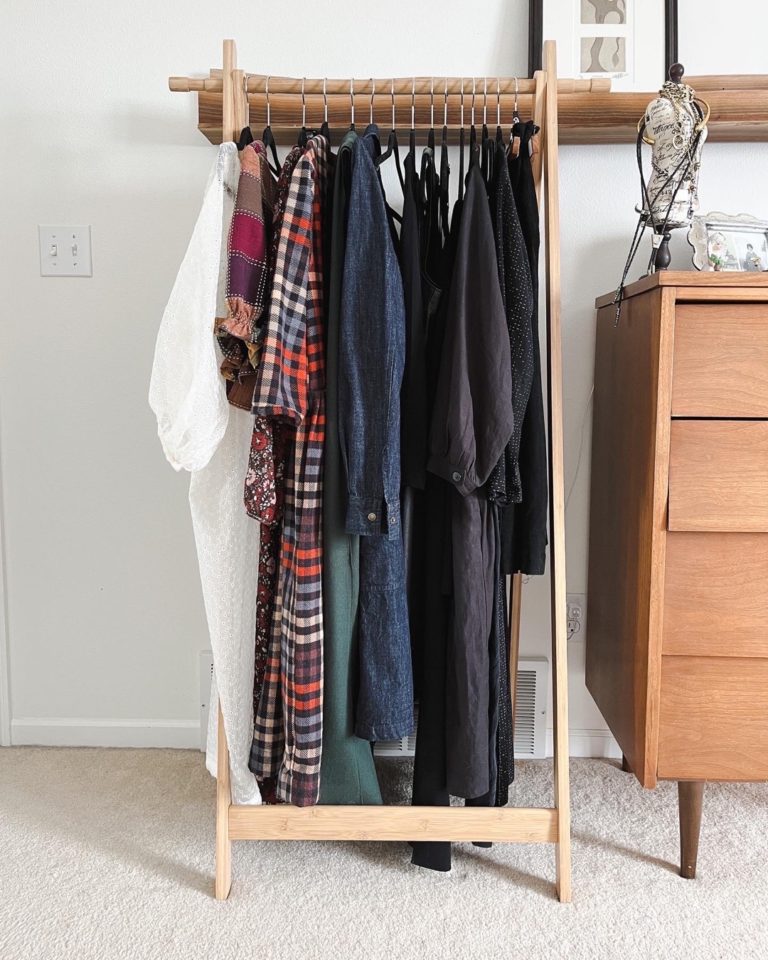 Read more about the article Declutter Your Closet: 8 Helpful Questions to Ask Yourself